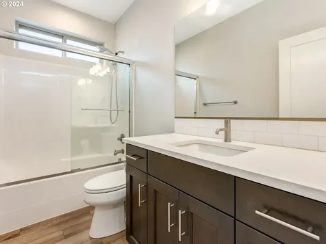 8064 SE Atwood Street Hillsboro OR 97123