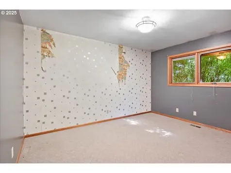 17815 NE Courtney Road Newberg OR 97132
