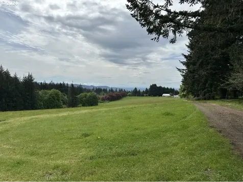 17815 NE Courtney Road Newberg OR 97132