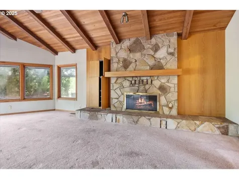 17815 NE Courtney Road Newberg OR 97132