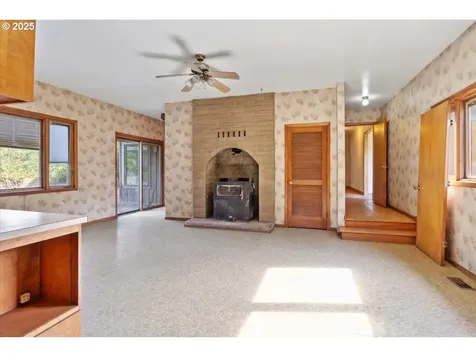 17815 NE Courtney Road Newberg OR 97132