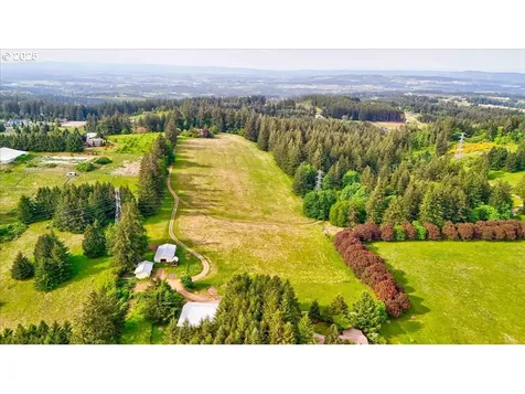17815 NE Courtney Road Newberg OR 97132