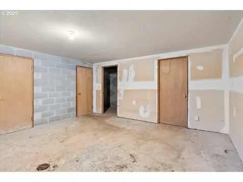 17815 NE Courtney Road Newberg OR 97132