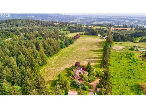 17815 NE Courtney Road Newberg OR 97132