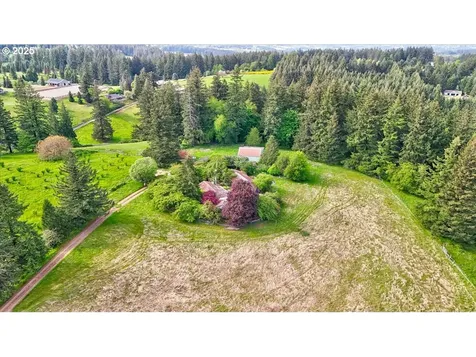 17815 NE Courtney Road Newberg OR 97132