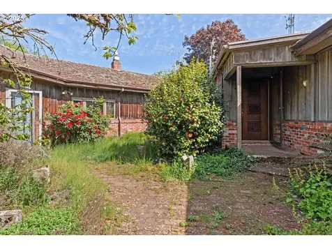 17815 NE Courtney Road Newberg OR 97132