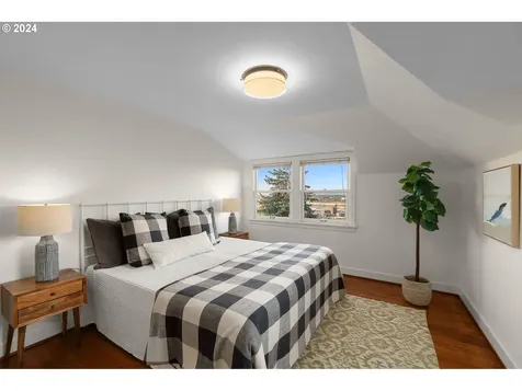 366 NW Maywood Drive Portland OR 97210