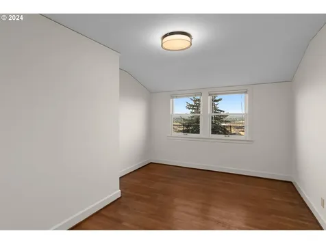366 NW Maywood Drive Portland OR 97210