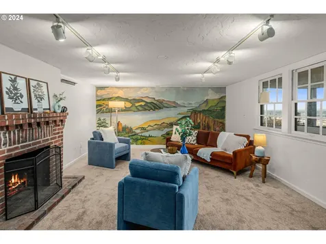 366 NW Maywood Drive Portland OR 97210