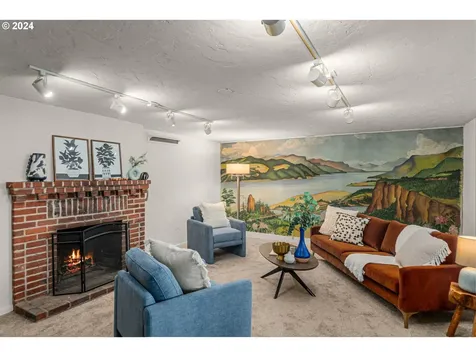 366 NW Maywood Drive Portland OR 97210