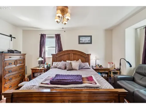 1661 Ohio Avenue North Bend OR 97459