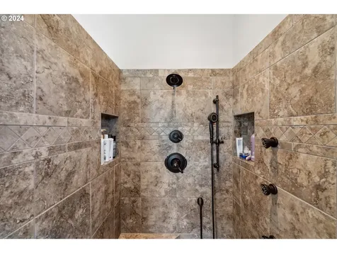 1661 Ohio Avenue North Bend OR 97459