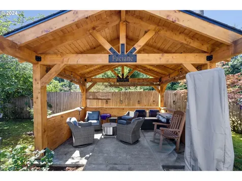 1661 Ohio Avenue North Bend OR 97459
