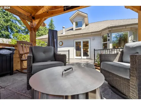 1661 Ohio Avenue North Bend OR 97459