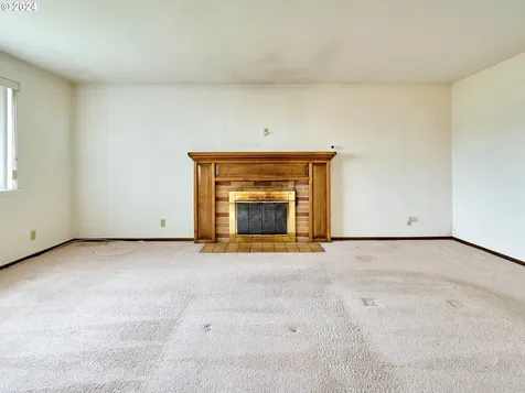 204 Frances Street Molalla OR 97038