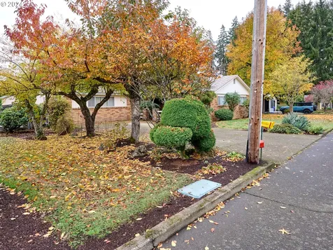 204 Frances Street Molalla OR 97038