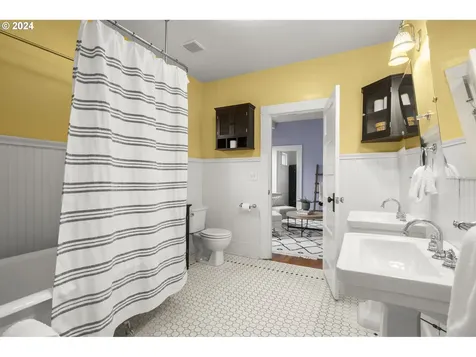 5627 Ne 18th Avenue Portland OR 97211