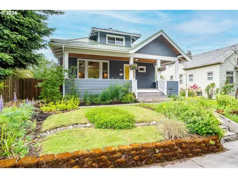 5627 Ne 18th Avenue Portland OR 97211