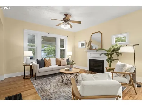 5627 Ne 18th Avenue Portland OR 97211