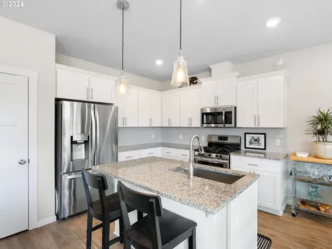1440 18th Avenue Forest Grove OR 97116