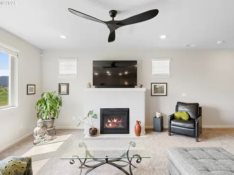 1440 18th Avenue Forest Grove OR 97116