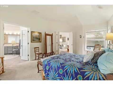 1916 Spicetree Lane SE Salem OR 97306