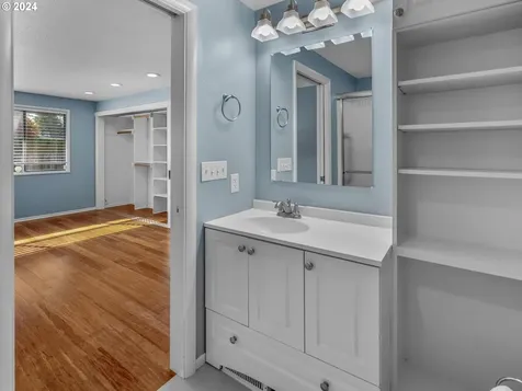 10082 SW Crystal Street Beaverton OR 97008