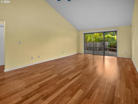 10082 SW Crystal Street Beaverton OR 97008