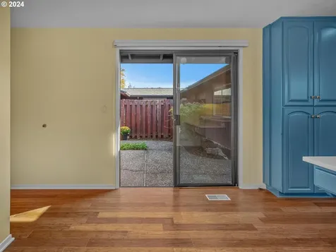 10082 SW Crystal Street Beaverton OR 97008
