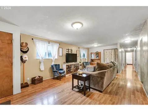 2135 Minnesota Street Eugene OR 97402