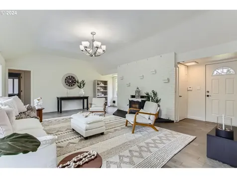 1644 Ne 143rd Avenue Portland OR 97230