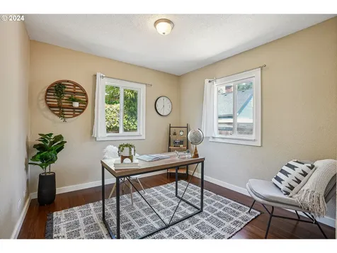 6114 N Vancouver Avenue Portland OR 97217