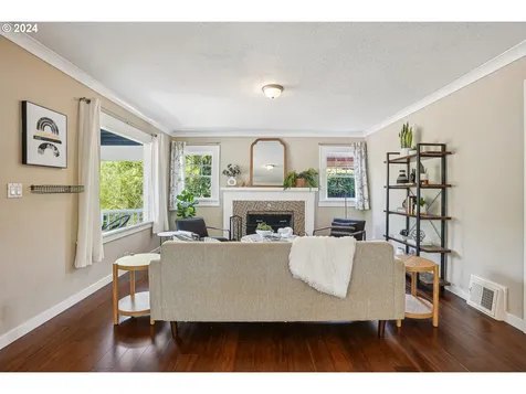 6114 N Vancouver Avenue Portland OR 97217