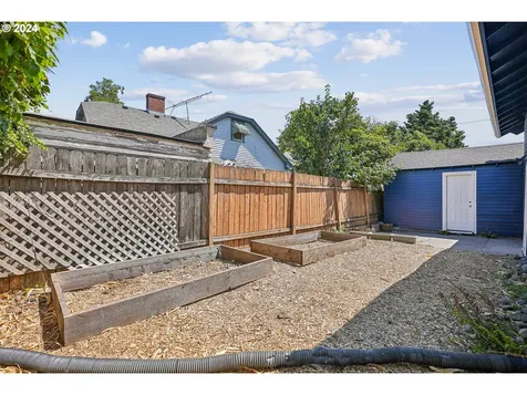 6114 N Vancouver Avenue Portland OR 97217
