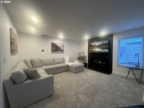16796 SW Nafus Lane Beaverton OR 97007