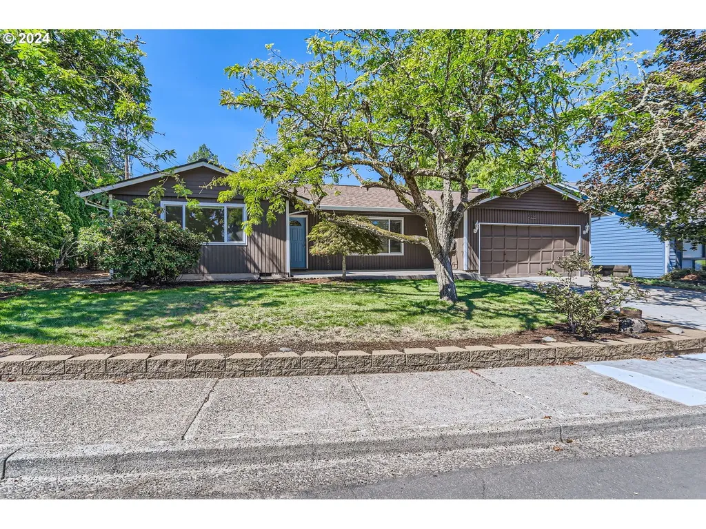 4235 SW 195th Court Beaverton OR 97078