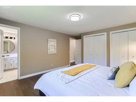 4235 SW 195th Court Beaverton OR 97078