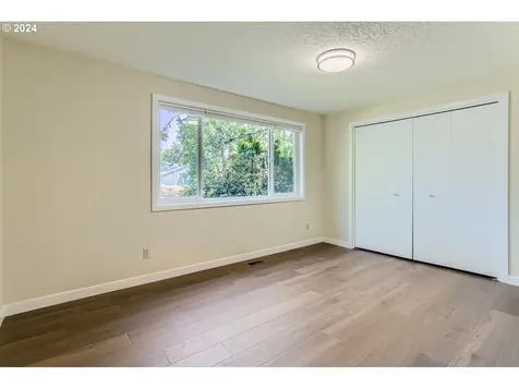 4235 SW 195th Court Beaverton OR 97078
