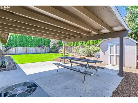 4235 SW 195th Court Beaverton OR 97078