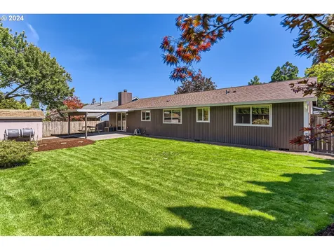 4235 SW 195th Court Beaverton OR 97078