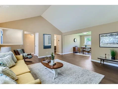 4235 SW 195th Court Beaverton OR 97078
