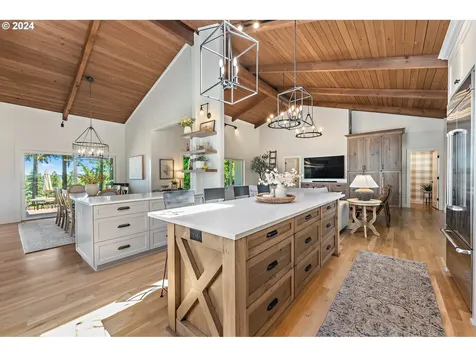 12535 Sw Tooze Road Sherwood OR 97140