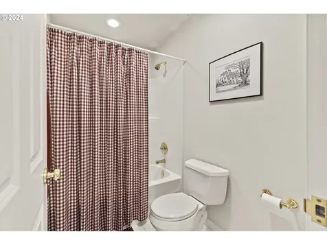 4068 Ridge Court West Linn OR 97068