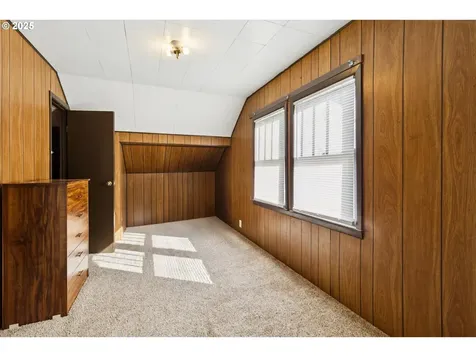 1654 N Killingsworth Street Portland OR 97217