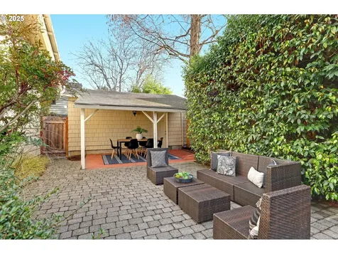 3440 NE Multnomah Street Portland OR 97232
