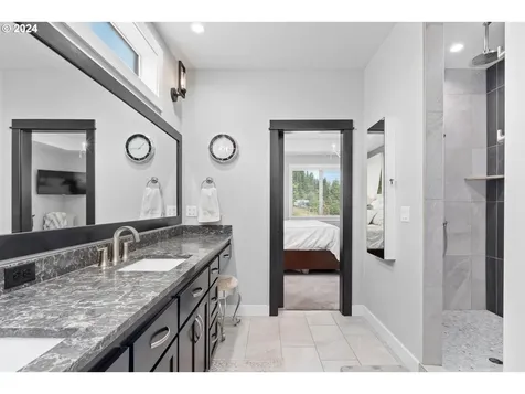 971 S 66th Place Springfield OR 97478