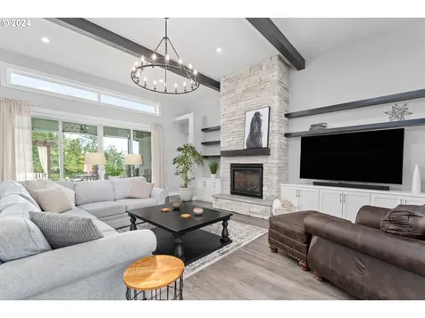 971 S 66th Place Springfield OR 97478