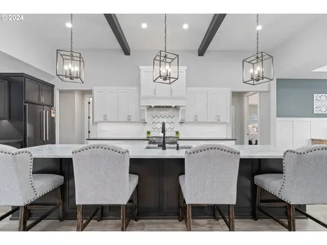 971 S 66th Place Springfield OR 97478