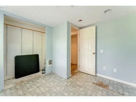 201 E 8th Street Newberg OR 97132