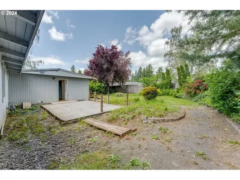 201 E 8th Street Newberg OR 97132